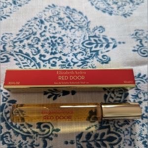 Elizabeth Arden red door eau de toilette rollerball x 4